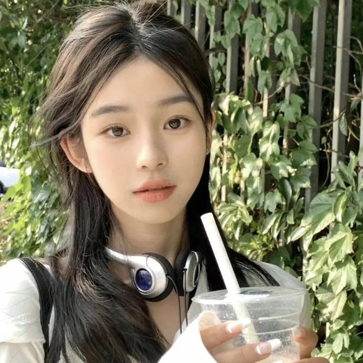 热情花招：当女孩遇上男孩